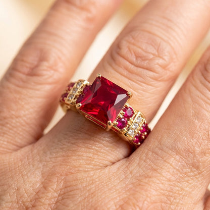 Vintage Red Crystal And Gold Ring