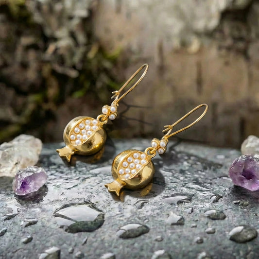 Vintage Seedlight Charm
