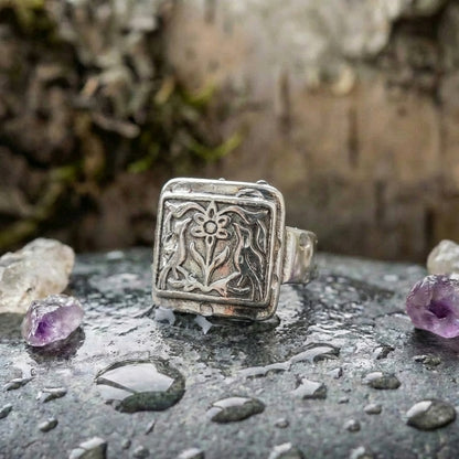 Vintage Silver Floral Ring