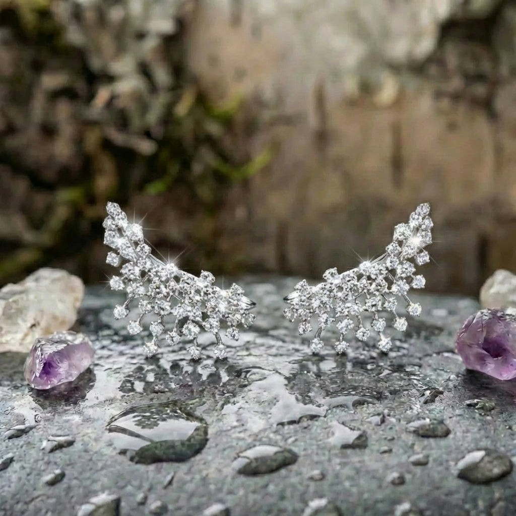 Vintage Sparkling Crystal Climber Drop