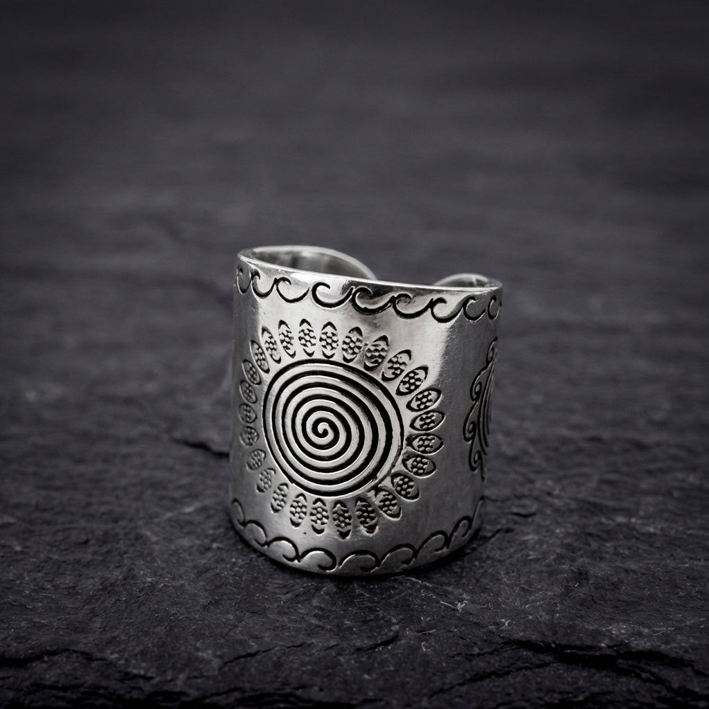 Vintage Spiral Silver Ring 94838264