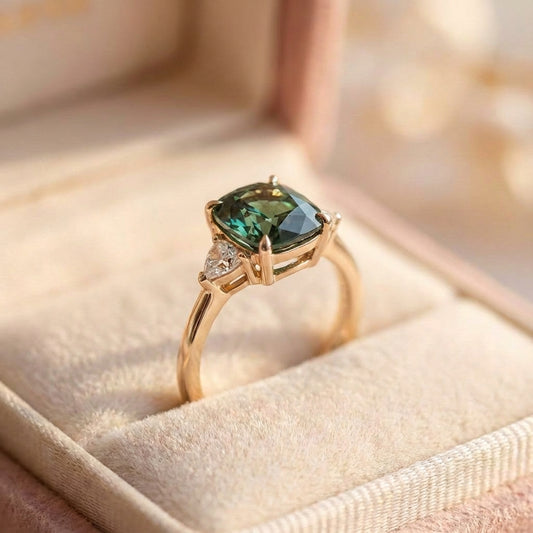 Vintage Square Green Zircon Ring