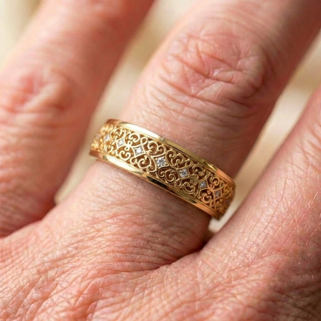 Vintage Swirl Accent Ring