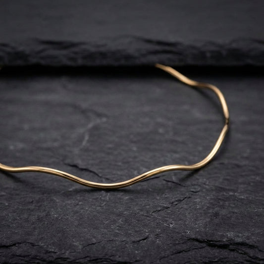 Vintage Thin Golden Necklace