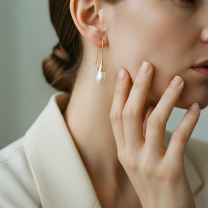 Vintage Water Drop Pearl Earrings