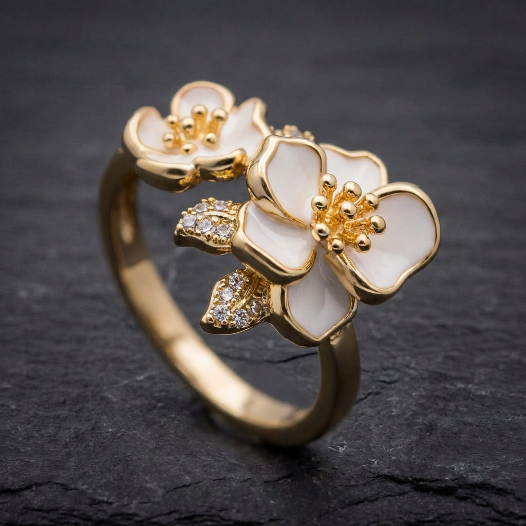 White Blossom Gold Ring