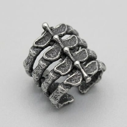 Dead Reckoning Spine Ring