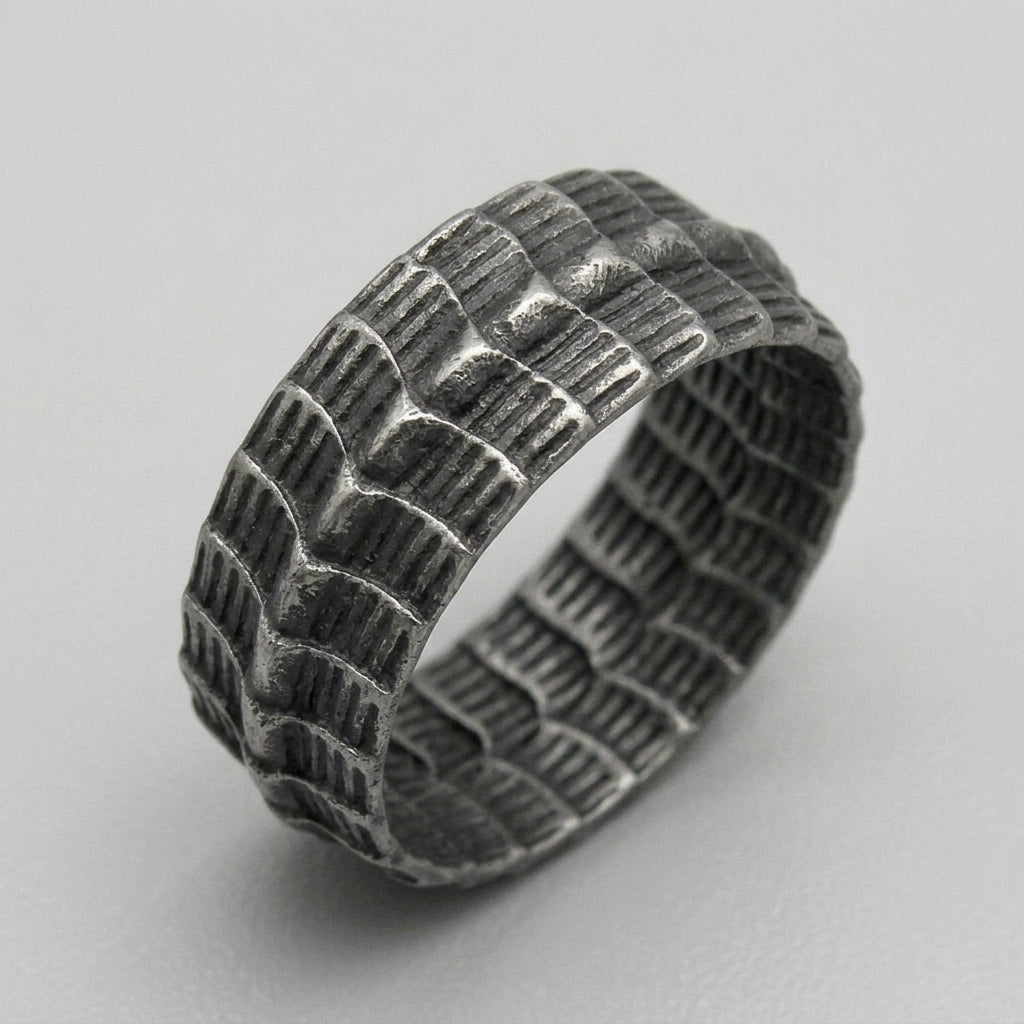 Serpent Scale Band Ring