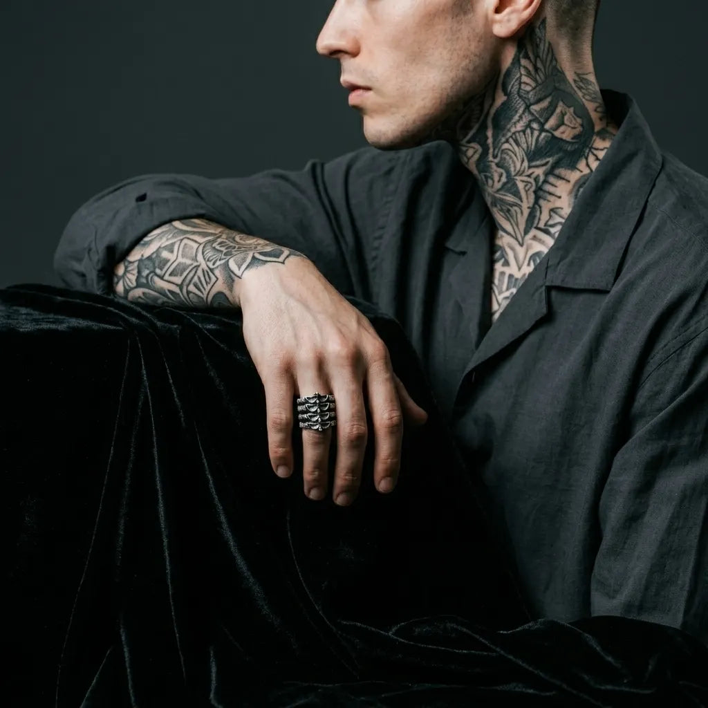 Dead Reckoning Spine Ring