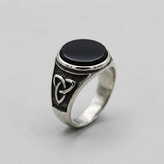 Triquetra Signet Ring with Round Onyx Stone