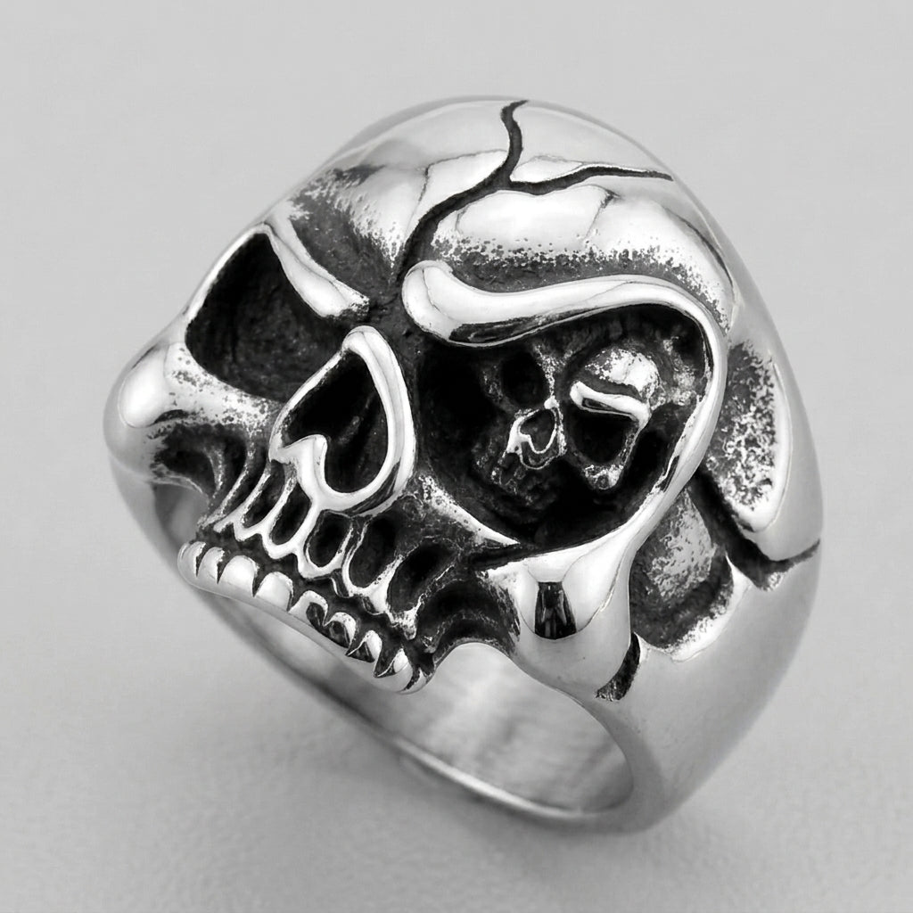 Cracked Skull Ring