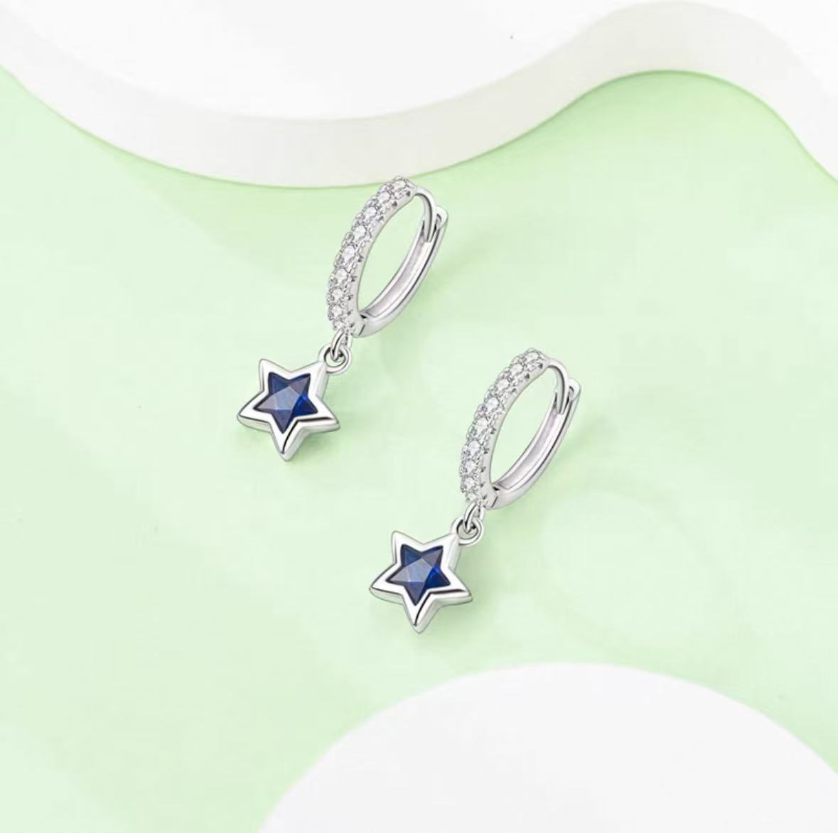 Stunning Silver Earring for Daily Wear