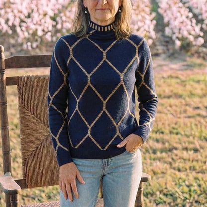 Cotton Sweater with Diamond Chain Pattern