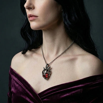 3D Hollow Heart Clavicle Necklace