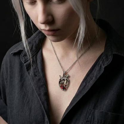 3D Hollow Heart Clavicle Necklace