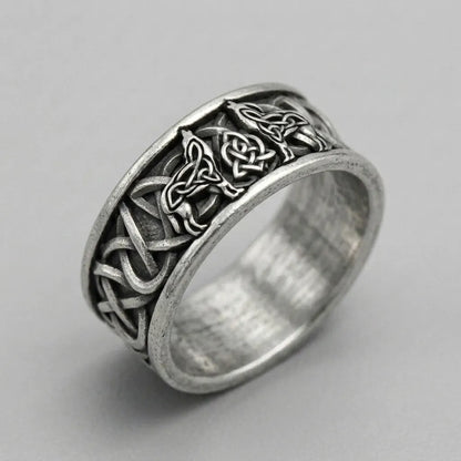 Knotwork Wolf Band Ring